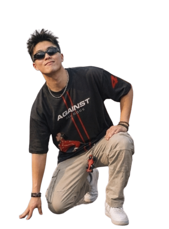 LH44 Streetwear: The Racing Legend Oversized Tee