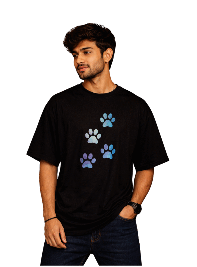 The Paw Print Essential Oversized Tshirt